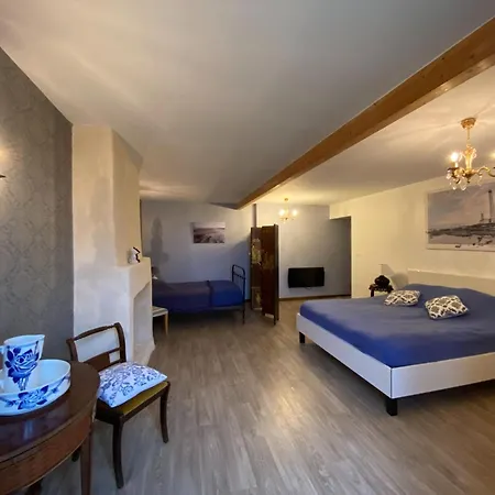Renovated 18th Century Norman Manor House Hébergement de vacances Barneville-Carteret